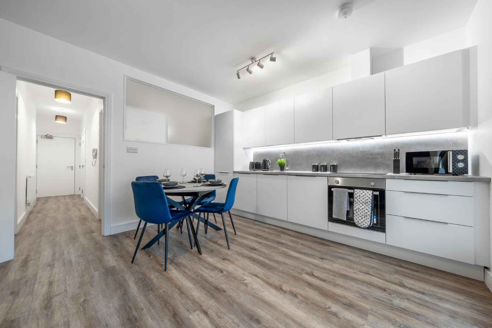Apartment The Hertfordshire Hideaway - Entire - Free Parking - 2 Bedroom 2 Bathroom - 20minutes Into London Potters Bar